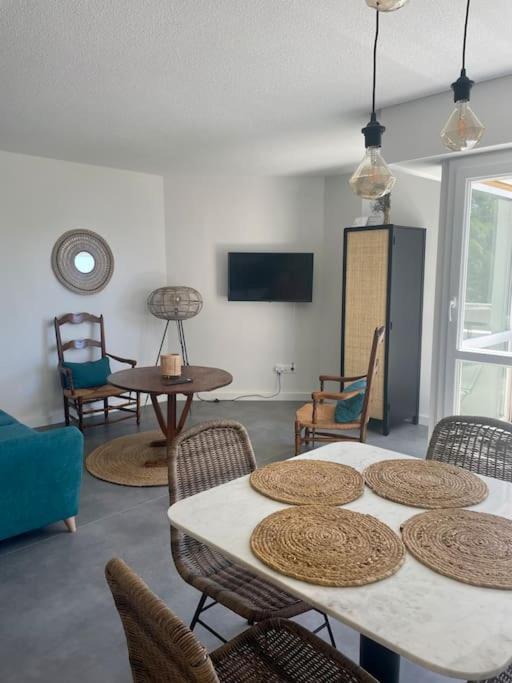 "Lou Mes" Les Baux Balcon Apartment Bagian luar foto
