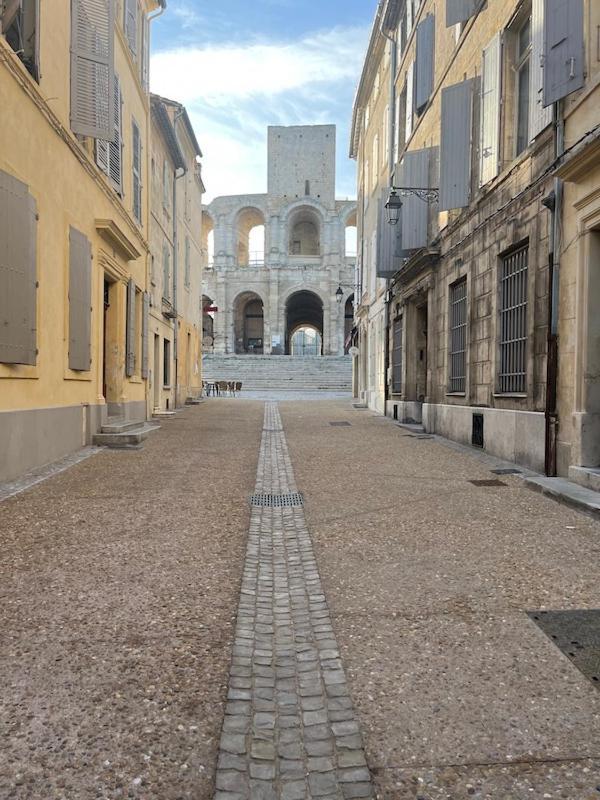 "Lou Mes" Les Baux Balcon Apartment Bagian luar foto